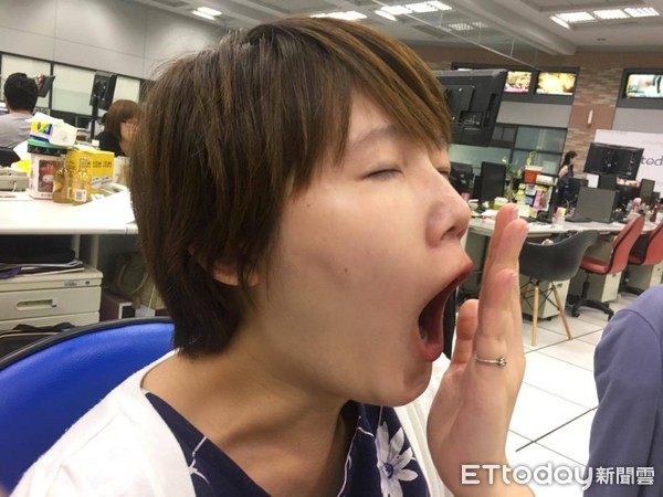 吃9種食物超提神！　營養師激推1飲品：沒熱量還消疲勞  原文網址: 吃9種食物超提神！　營養師激推1飲品：沒熱量還消疲勞