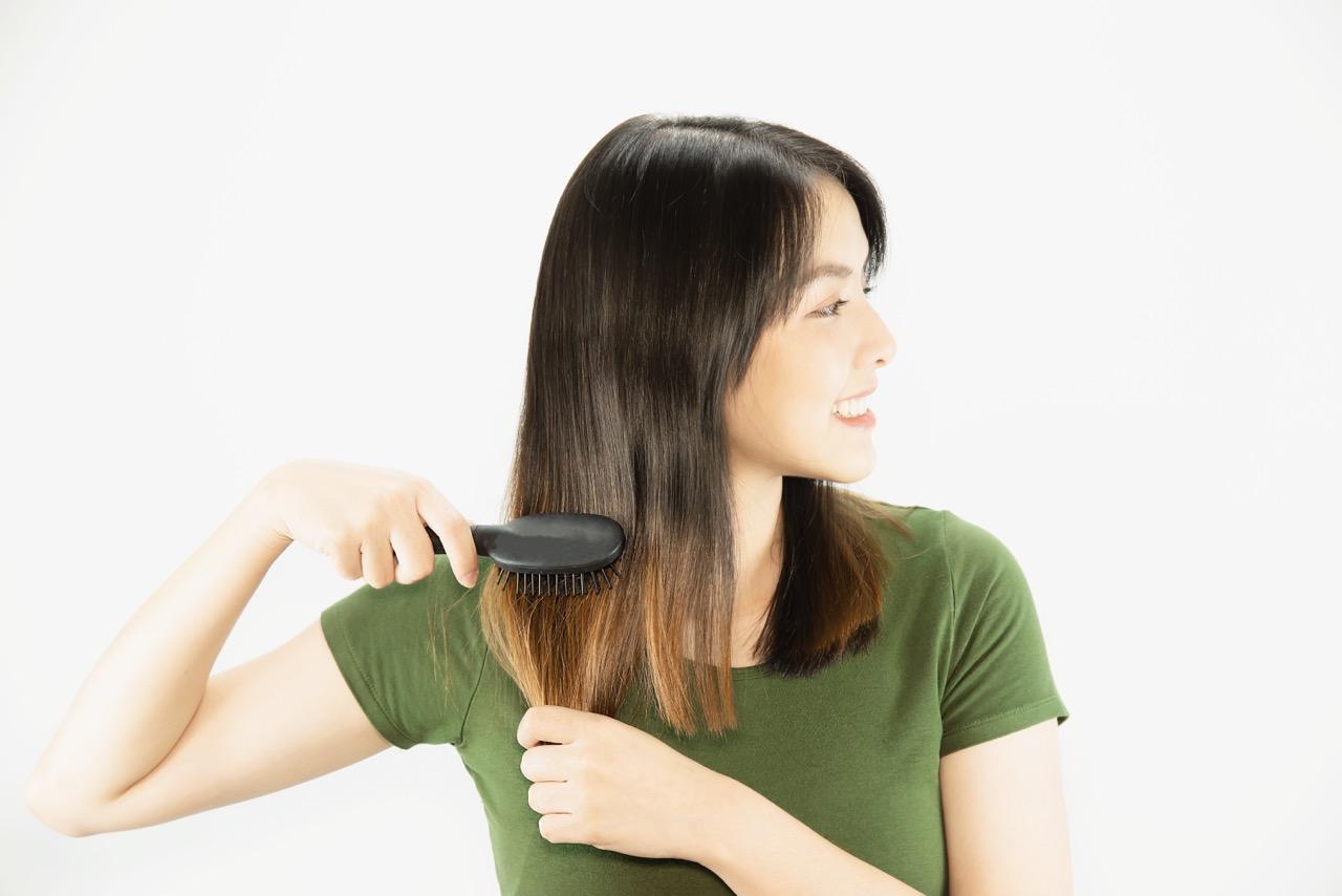 想頭髮長得又快又亮麗？醫師推薦補充4營養素 多喝水也有助頭髮保養〖健康2.0